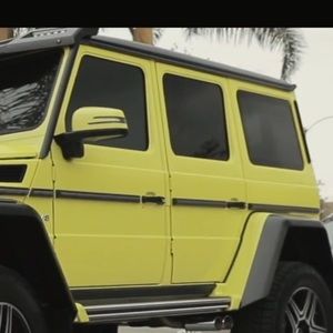 Meet your Posher, Monique